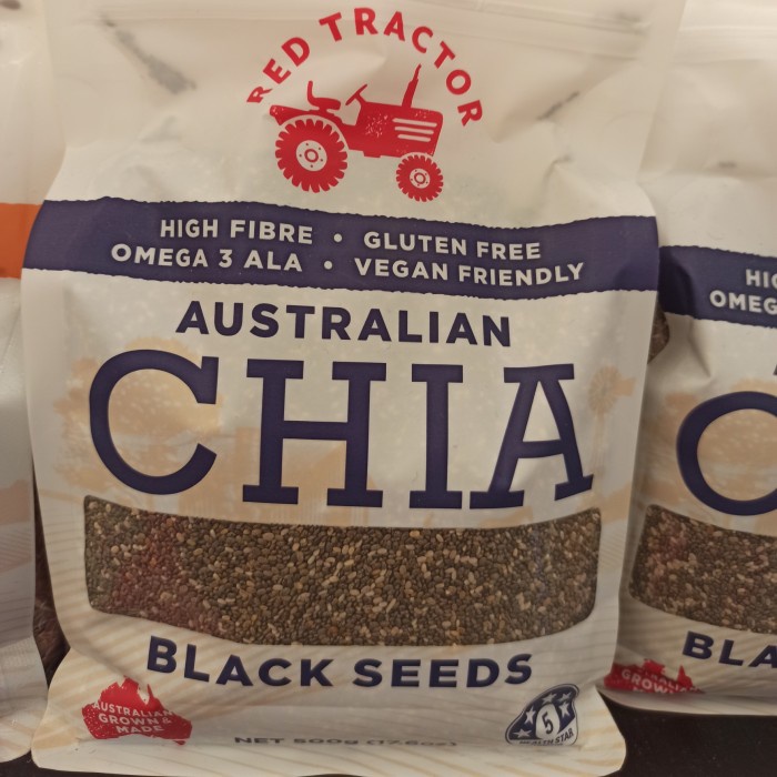 

red tractor australian chia black seeds 500gr