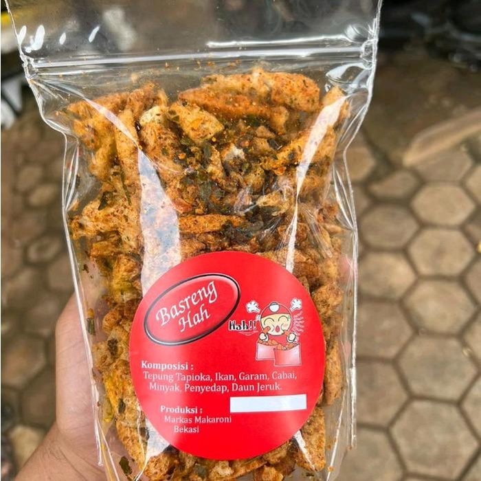 

Basreng pedas daun jeruk 250gr food snacks goreng keripik dena