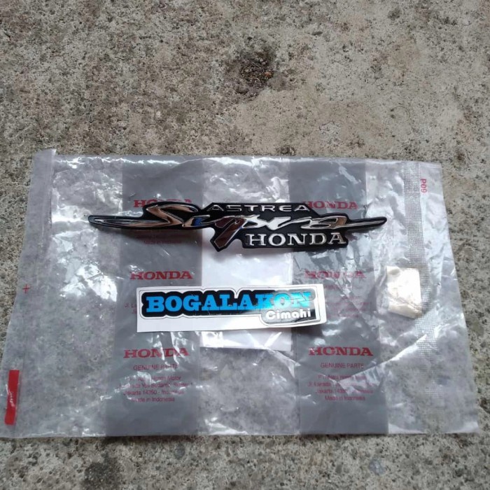 PREMIUM emblem dasi supra x 100 original ahm