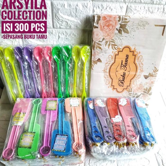 

Promo Paket Hemat Souvenir Pernikahan Isi 300 Pcs + Buku Tamu Undangan Berkualitas