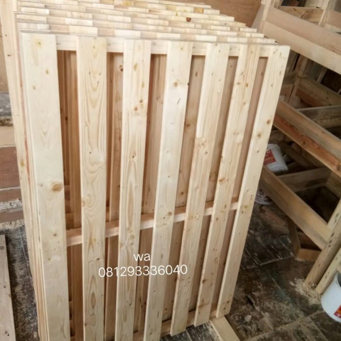 Murah Palet Kayu Sudah Vernis Cocok Buat Tatakan Tempat Tidur 120X100X12Cm