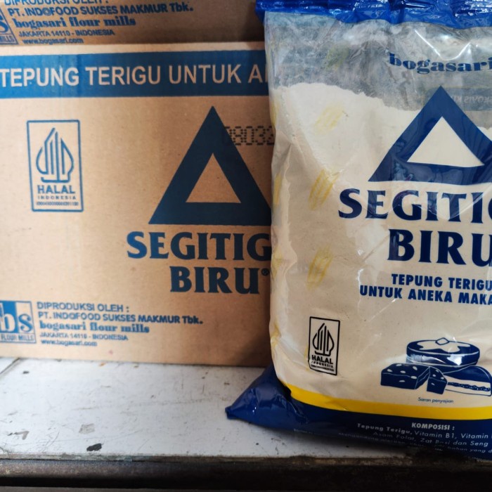 

TEPUNG TERIGU SEGITIGA BIRU 1KG PER DUS ISI 12PCS