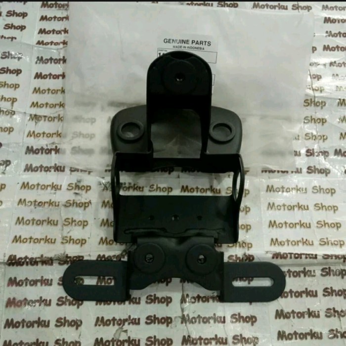 braket dudukan lampu belakanag w175 original