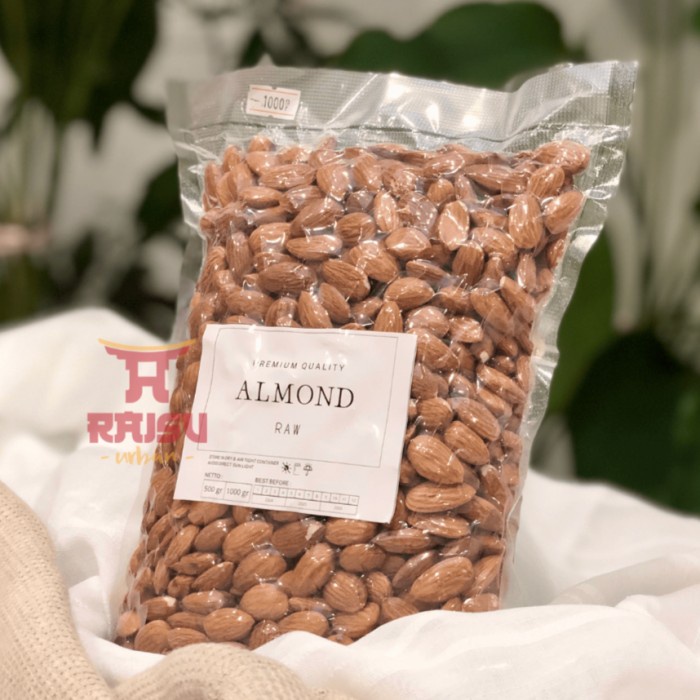 

JTTOP" KACANG ALMOND MENTAH 1 KG RAW ALMOND NATURAL (GRADE SUPER A)