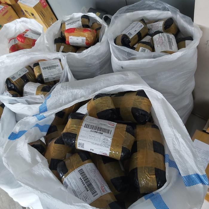 

JTTOP" MAKARONI BANTET TASIKMALAYA 1 KILO CAMILAN PEDAS