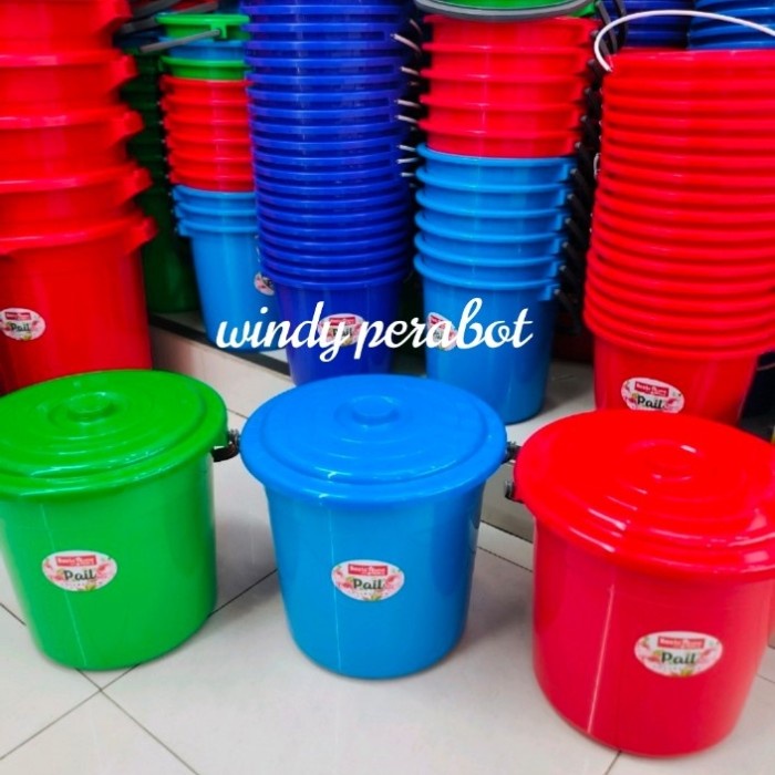 Ember Plastik 20 Liter Lion star Basic Home Goldi Pail