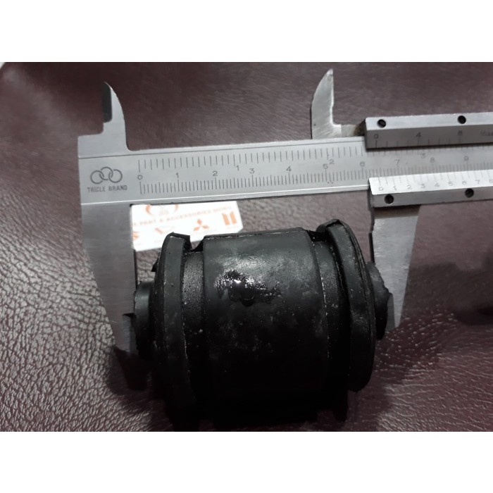 Bushing Lower Arm Futura - Carry 1.5 1Pc/Bosh Sayap Futura -Carry 1.5 Kode 053