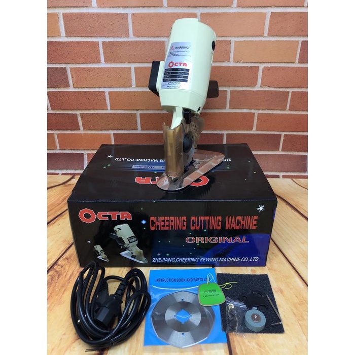MNTB" MESIN POTONG KAIN DAN BAHAN OCTA RS-100, ORIGINAL