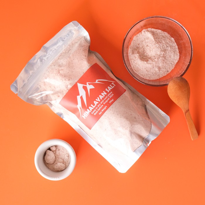 

Sale Terbatas Garam Himalaya / Himalayan Salt / Pink Salt 1 Kg Aman