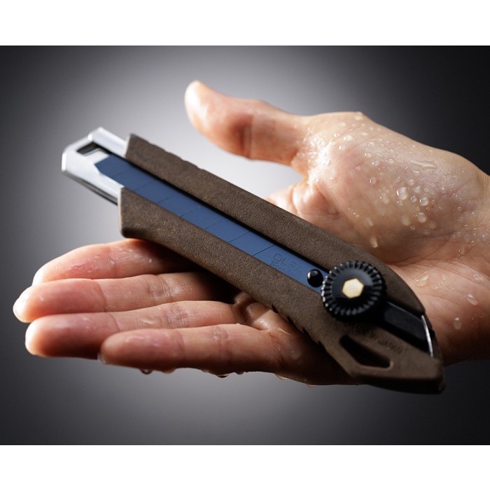 

Pisau Cutter Pegangan Kayu 18 mm WD-L/BRN OLFA Woody Knife
