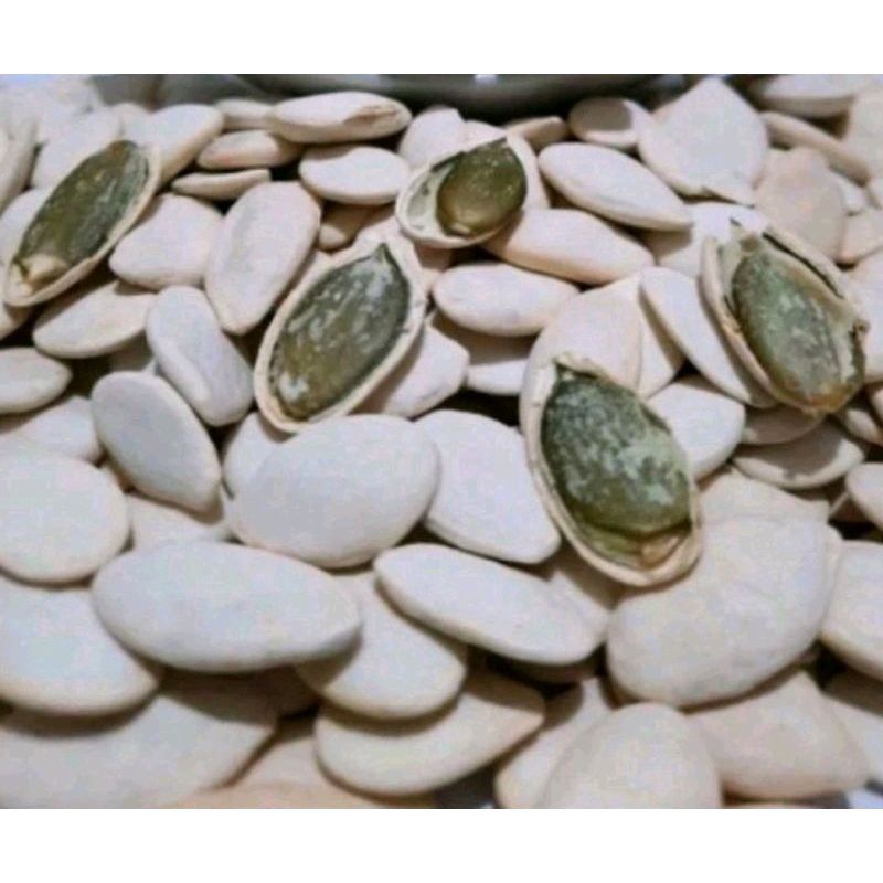 

A Kuaci Putih Jumbo / Kuaci Teh / Kuaci Greentea (250Gram)