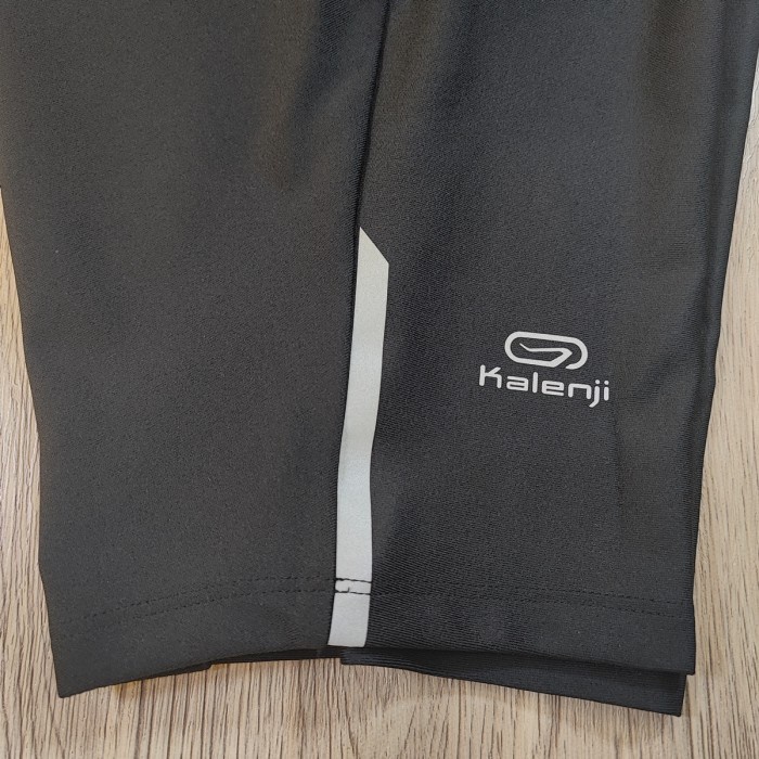 Legging Sport Pendek Pria Wanita Ketat Brand Hitam Polos Reflektif Size S-L Terbaru