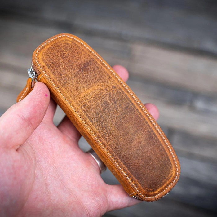 

GALEN LEATHER LEATHER ZIPPERED SLIM PEN CASE