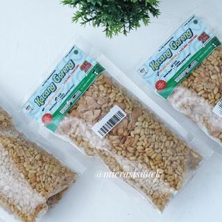 

NEW Kacang Hijau Goreng Kupas cap 25 kacang tolo jajanan lebaran makanan ringan UT234