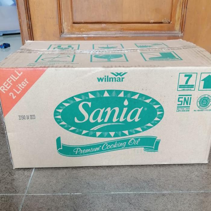 

Lezat- Sania minyak goreng 2 Liter dus / karton isi 6 pcs