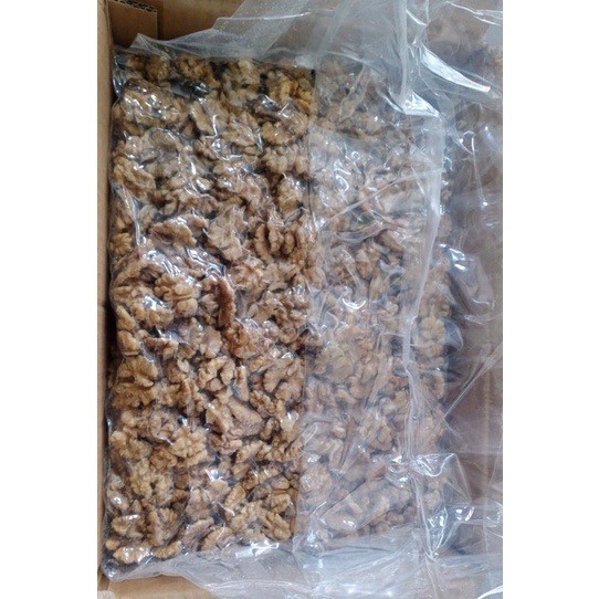 

Walnut Raw / Walnut Mentah 1KG