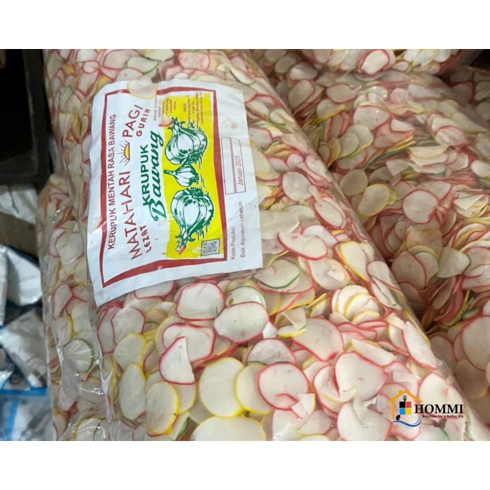 

Kerupuk Bawang, Ikan dan Udang Mentah Matahari Pagi 1 Bal 4,8kg