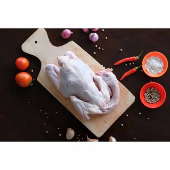 

Lezat- Ayam Pejantan Fresh (Berat hidup 1000 gram)