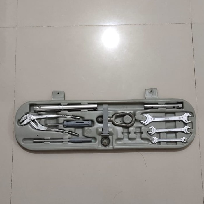 Toolkit Bmw E36 M3 / E36 Coupe / E36 Convert /E36 325I Oem By Heyco