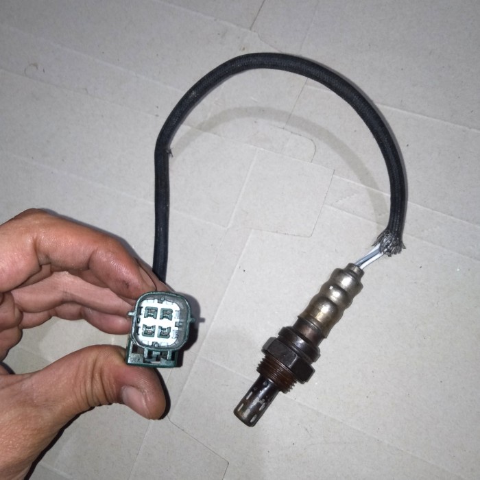 SENSOR O2 OKSIGEN SENSOR NISSAN SERENA C26 ORIGINAL