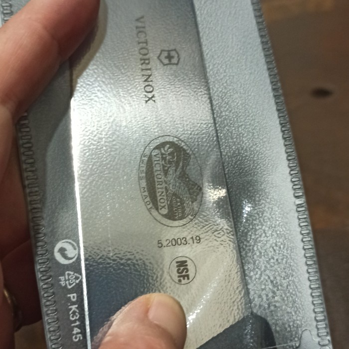 (Expert) Victorinox Fibrox Swiss Chef Knife Carving Pisau Dapur Ukir