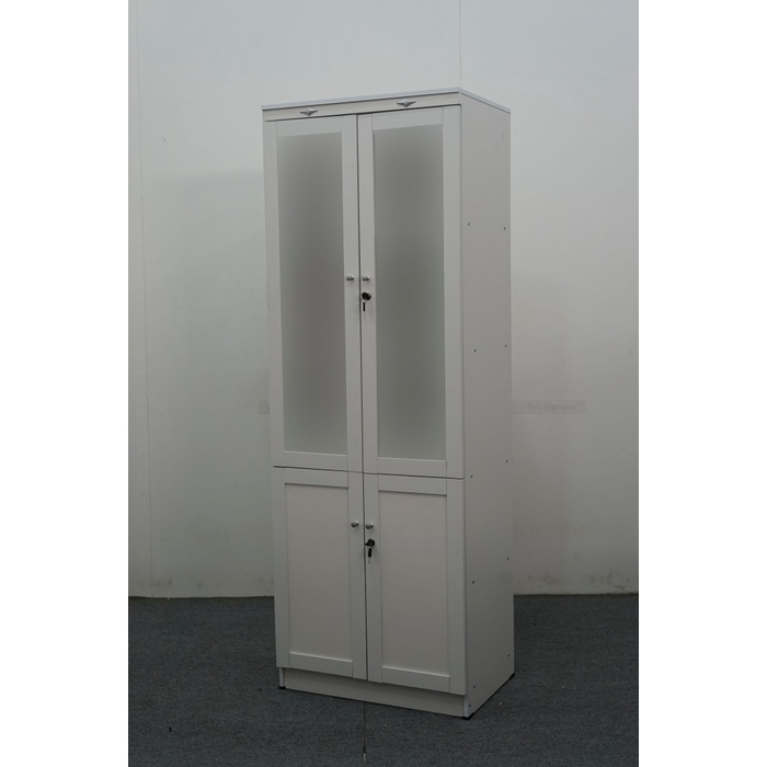 (KHUSUS SURABAYA) LEMARI HIAS / RAK BUKU / LEMARI TAS KACA 2 3 PINTU