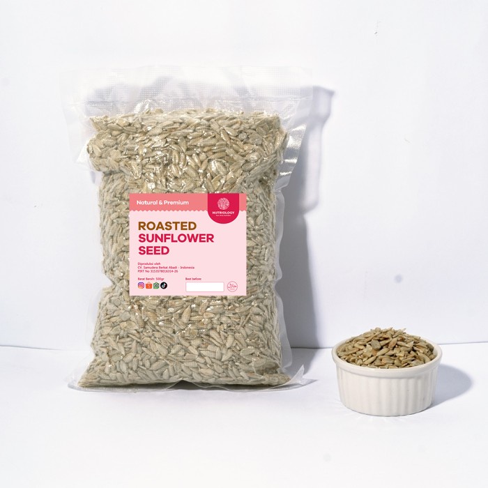 

Sunflower Seed roasted 500 gr kuaci Biji bunga Matahari panggang kupas