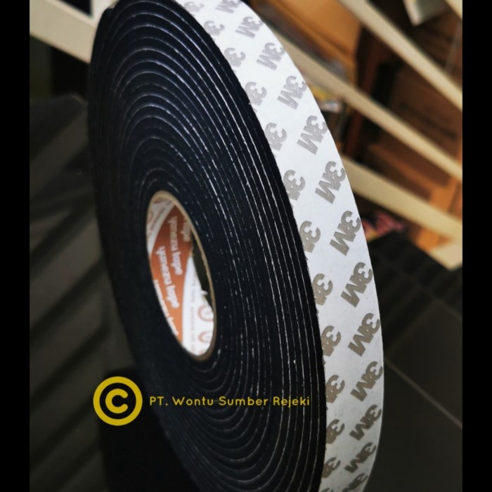 

New single tape Foam 3M hitam ( lebar 10 mm, tebal 5 mm,panjang 10 meter)