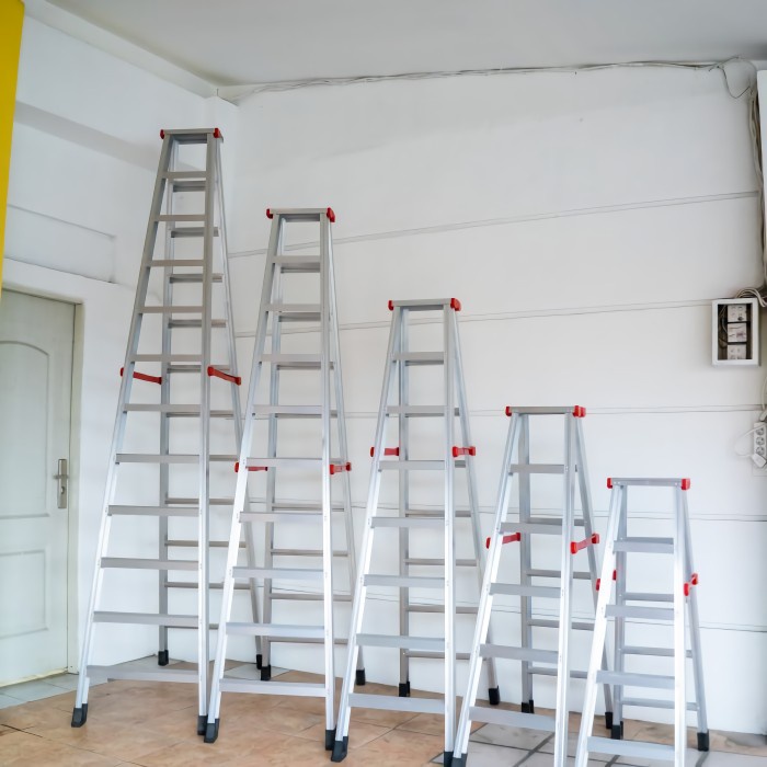 Tangga 3 Meter Jumbo Tinggi Besar Aluminium Besar Lipat Alumunium