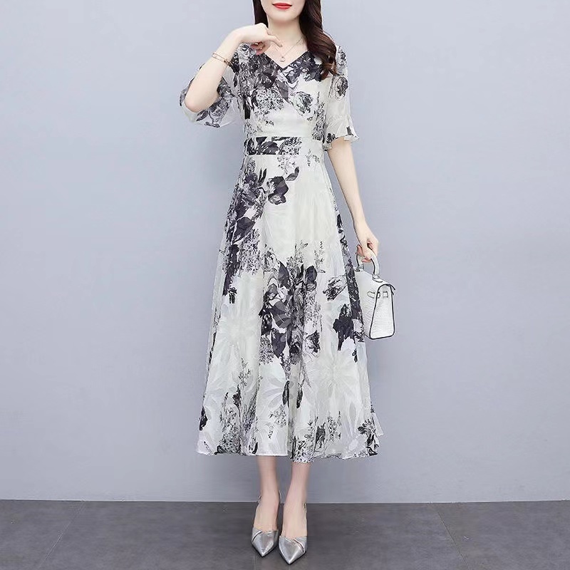 Dress Gaung Perempuan Mewah Dres Duyung Korea Style Payet Dreas Gereja Brokat Elegan Wanita Lebaran 