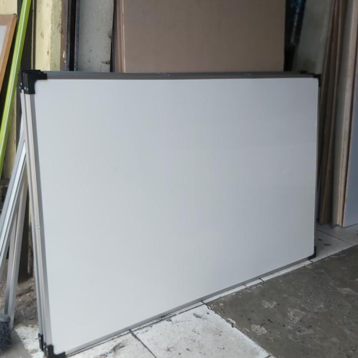 

Ready Papan Tulis Uk.90 X120Cm