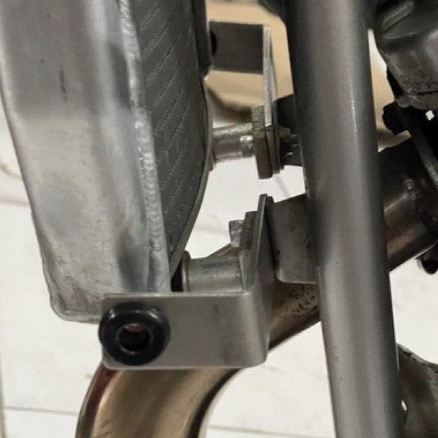 [Expert] BRACKET SAYAP RADIATOR BPRO SUPPORT SIRIP NINJA R SS KOMBINASI