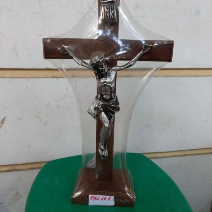 (Expert) Salib Duduk Katolik 30 cm - Salib Meja - Salib Yesus