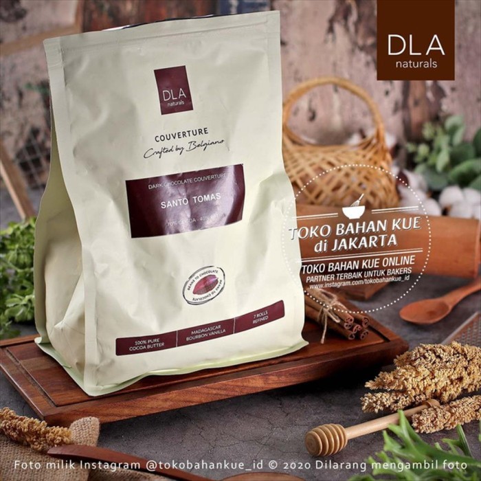 

BisaInstan- DLA Naturals - Santo Tomas 70% 100gr Chocolate Dark Coin Couverture