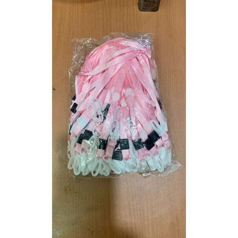 

Tali Id , Plastik kait 1 cm /Gantungan ID isi 100 pcs