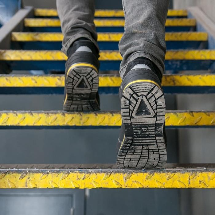 JTTOP" SEPATU SAFETY JOGGER TURBO