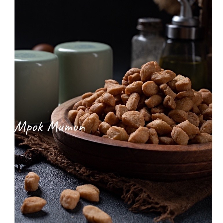 

Sajiandapur Biji Ketapang Manis Mpok Mumun Oleh Oleh Khas Dari Jakarta Betawi 100 Gram