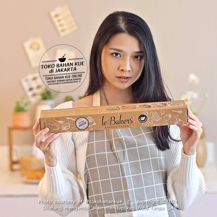 

Le Bakers 40cm BROWN Baking Paper Lebakers Kertas Baking Coklat 10m