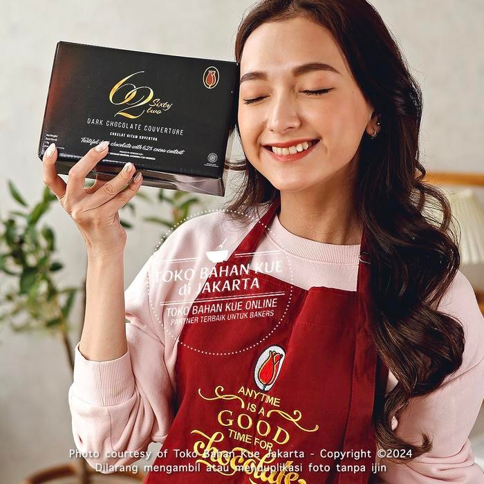 

Tulip Easimelt 62% Chocolate Cokelat Coklat Couverture 1kg Halal