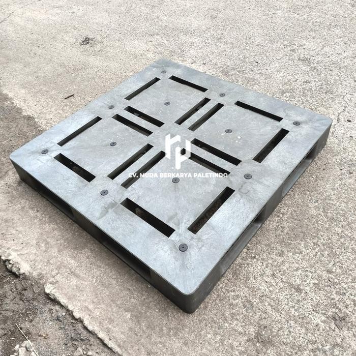 

TERLARIS palet plastik 110x110x15 pallet plastik kuat