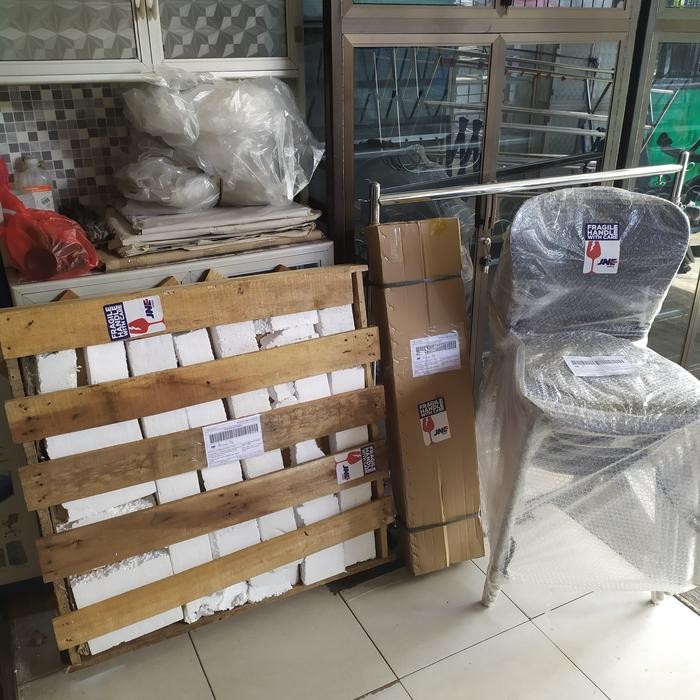 

TERLARIS PALET PACKING
