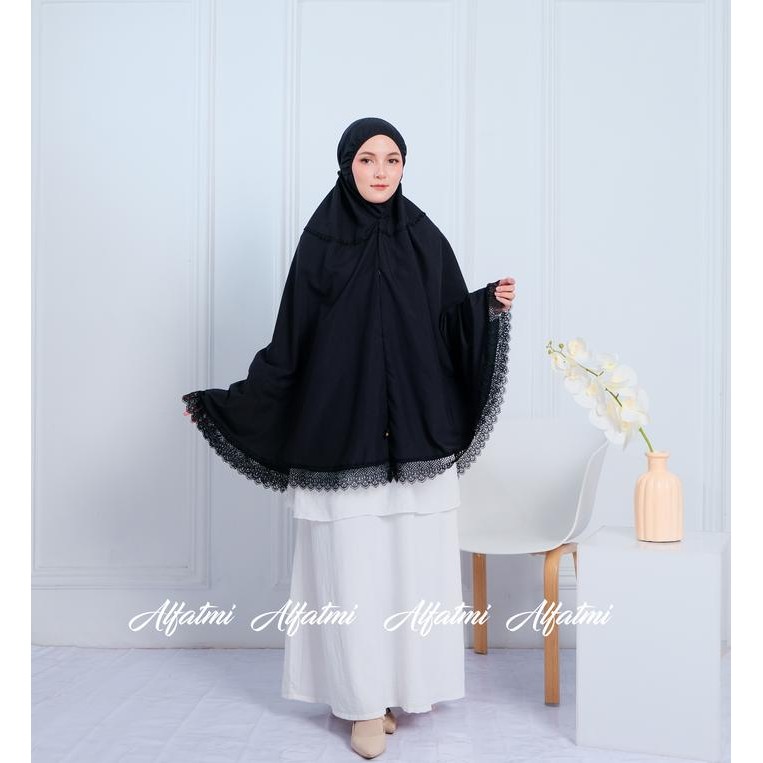 Nayyir- HIJAB BERGO UMROH HAJI JUMBO KATUN RENDA Cantik Hitam Putih