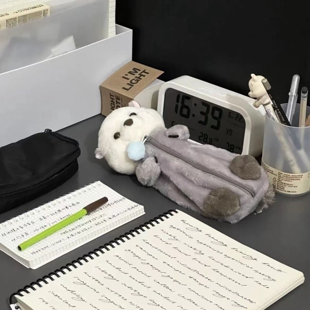 

Peri Sea Otter Pensil Tas Siswa Penyimpanan Alat Tulis Boneka Hewan Mewah bernilai Tinggi Pensil Tas