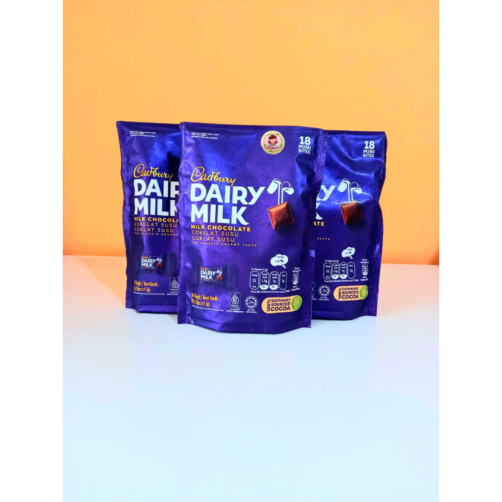 

Dapur Joglo .Coklat Import Pouch Cadbury Dairy Milk Chocolate 81Gr Isi 18Pcs Halal ( Ds Bgr)