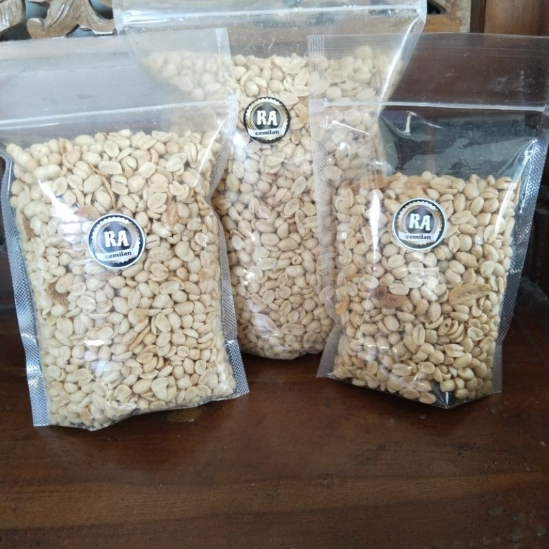 

Dapur Joglo Best Seller()1Kg Kacang Bawang Super Renyah Gurig Original Tasikmalaya