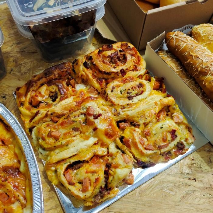 

EatFr3sh- Keto Pizza rolls
