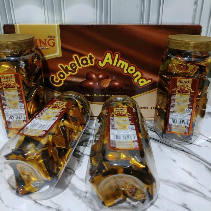 

EatFr3sh- D'KING COKELAT ALMOND UTUH 1 DUS ISI 4 TOPLES