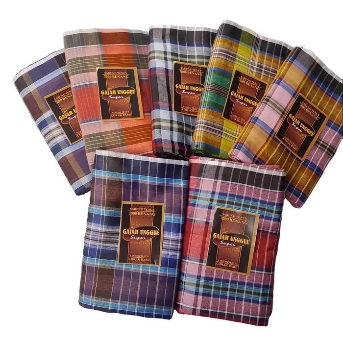 Sarye- Sarung tenun Pria Dewasa Motif kotak atlas sovenir Santri Muslim Nyaman Kain Hitam