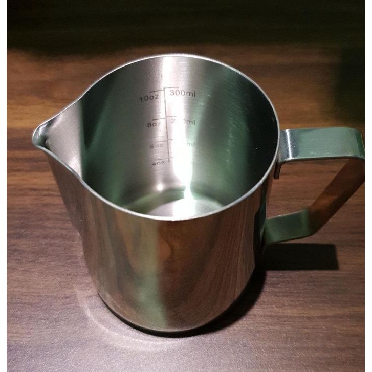 BnYkPilih- Milk Jug 350 Ml Cc Skala Ukur Steamer Pitcher Susu Cangkir Latte Art