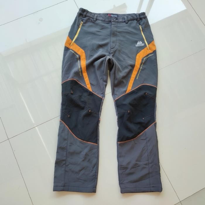 Celana Training Mountain Equipment Size 31 - Pakaian Outdoor Olahraga Pria Wanita - Olahraga Sport